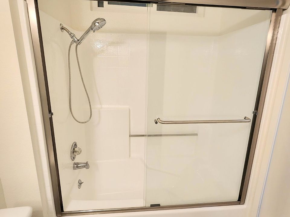 1st image of 4276 S Centinela Ave #241