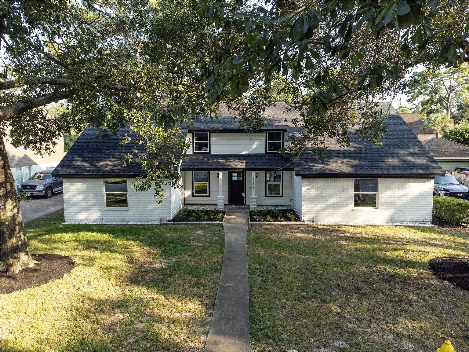 6 bed, 4.0 bath, 3213 sqft, $3,495 — Photo 3