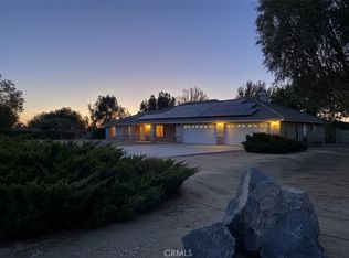 14388 Musgrave Rd, Oak Hills, CA 92344