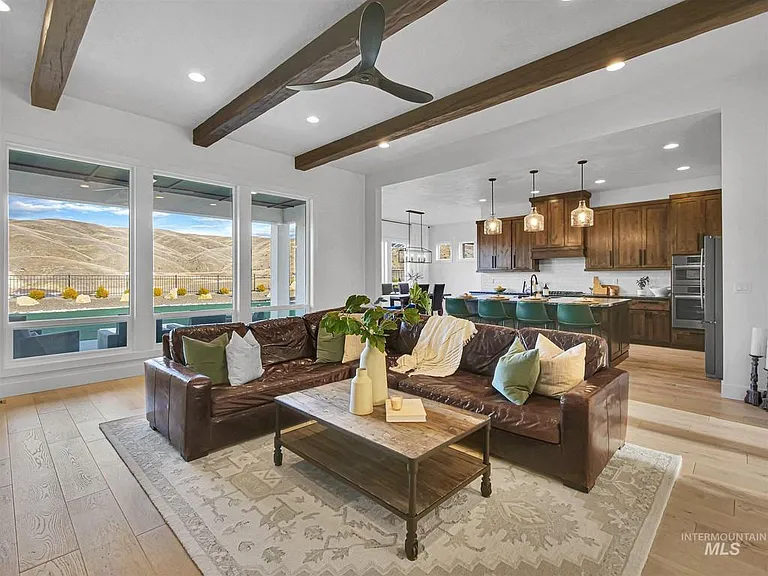 5298 W Parkridge Dr — Photo 3