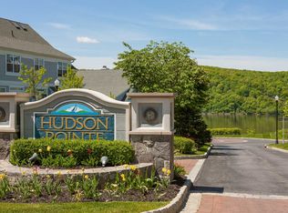146 Hudson Pointe Dr #146, Poughkeepsie, NY 12601