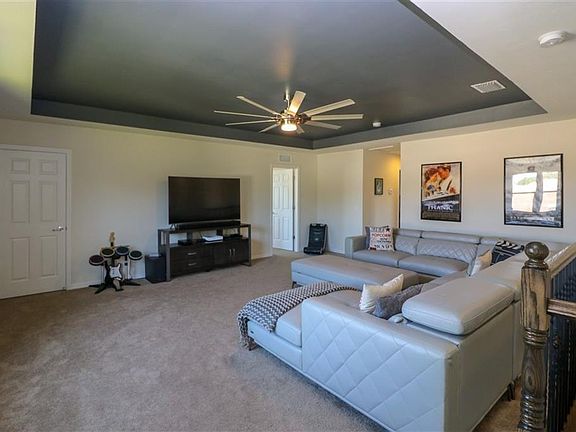 5th image of 1731 Bottlebrush Way