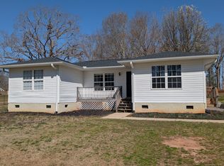 127 E Greenwood Ave, Chesnee, SC 29323