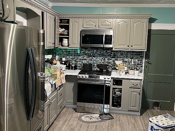 4th image of 3535 W 61st St