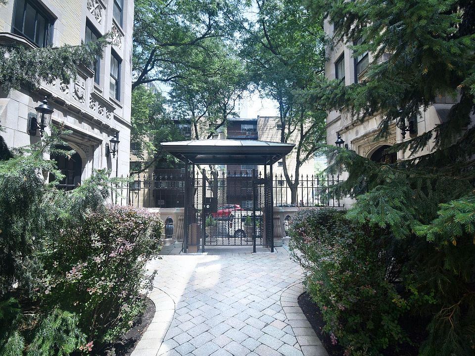 1st image of 3606 N Pine Grove Ave #Ij