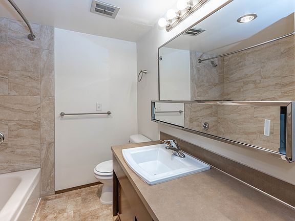 5th image of 11054 4th Ave SW #004a06a75
