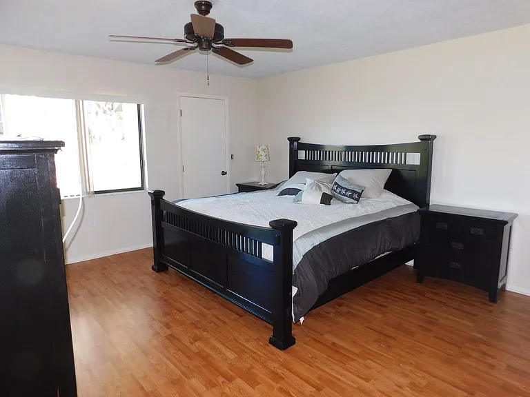 112 Woodlands Ct — Photo 9