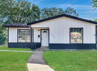 1050 NW 38th St, San Antonio, TX 78228