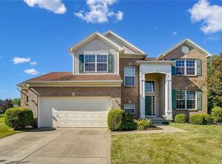 1194 Yankee Woods Dr, Dayton, OH 45458