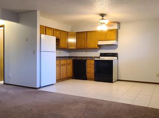 2865 Springreen Dr #3, Dubuque, IA 52002