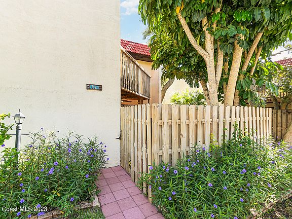 2nd image of 8710 Jasmine Ct