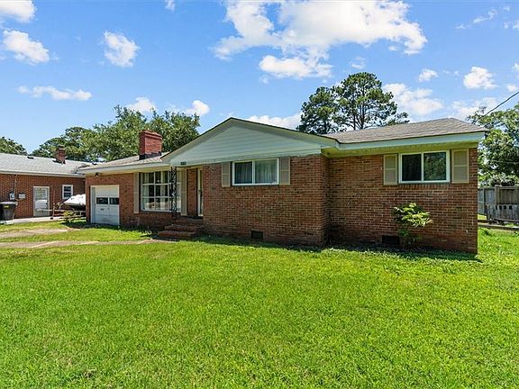 4th image of 3117 Lynnhaven Dr