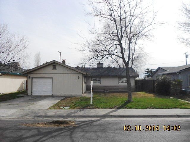 1st image of 121 Antelope St
