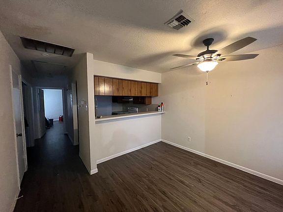 4th image of 3734 Thornberry Ct