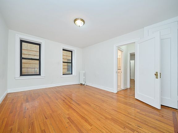 2nd image of 56 Bennett Ave #1G