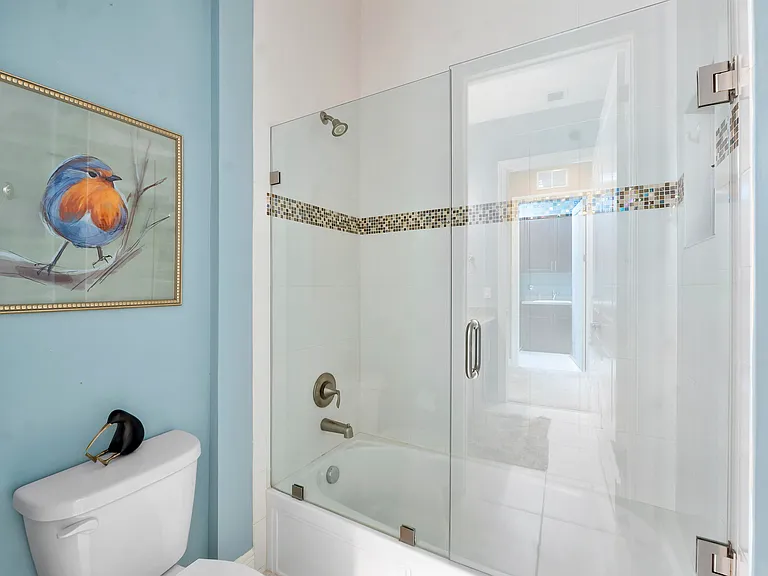 11525 NW 81st Pl — Photo 30