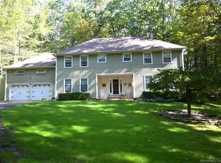 5 Waramaug Ln, New Milford, CT 06776