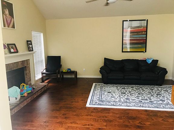 4th image of 7809 Iola Dr