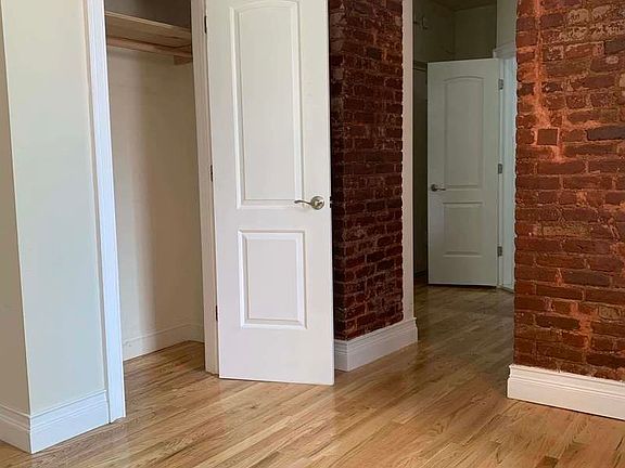 4th image of 328 W 44th St #56B
