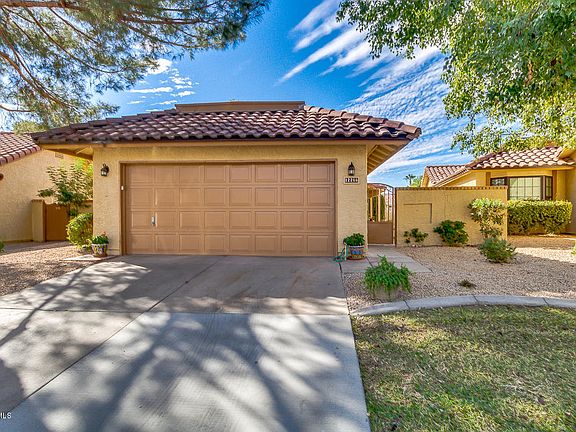 3rd image of 12266 S Shoshoni Dr