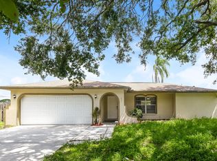 631 Fernandina St NW, Palm Bay, FL 32907