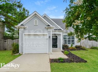 125 N Honey Springs Ave, Fuquay Varina, NC 27526