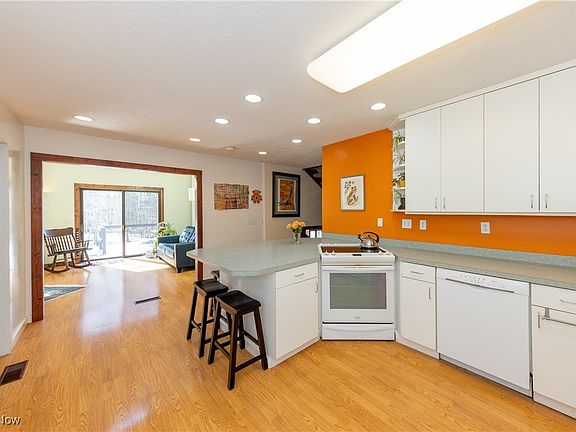 3rd image of 14020 Patriot Dr