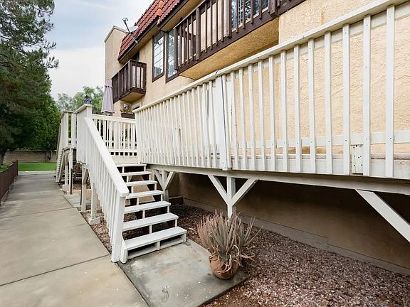 5th image of 5307-5315 Colodny Dr #8