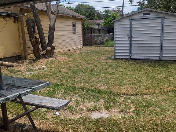 2nd image of 414 Nesbitt Dr
