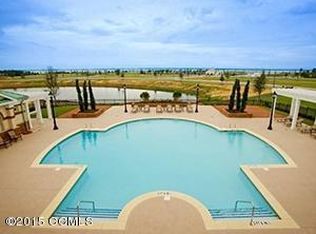 661 Cannonsgate Dr, Newport, NC 28570