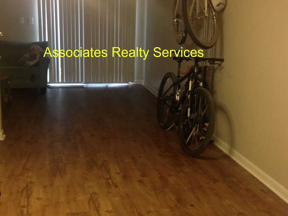 1st image of 3071 NW 28th Cir