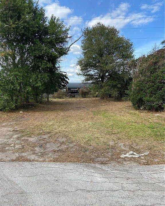 1st image of 4750 1st Ave
