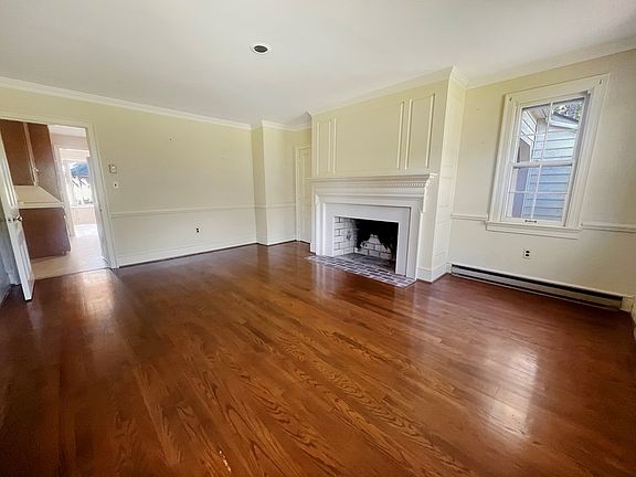 2nd image of 4641 Franklin Tpke