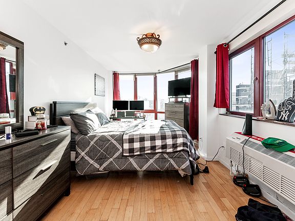 5th image of 30-80 21st St #6A