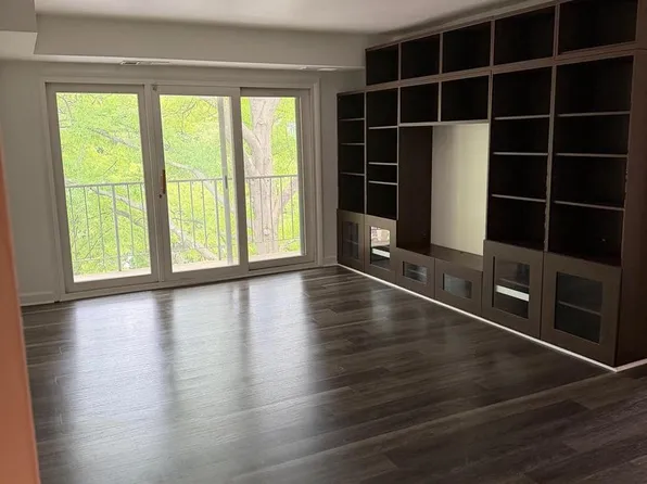 11923 Parklawn Dr APT 304, Rockville, MD 20852