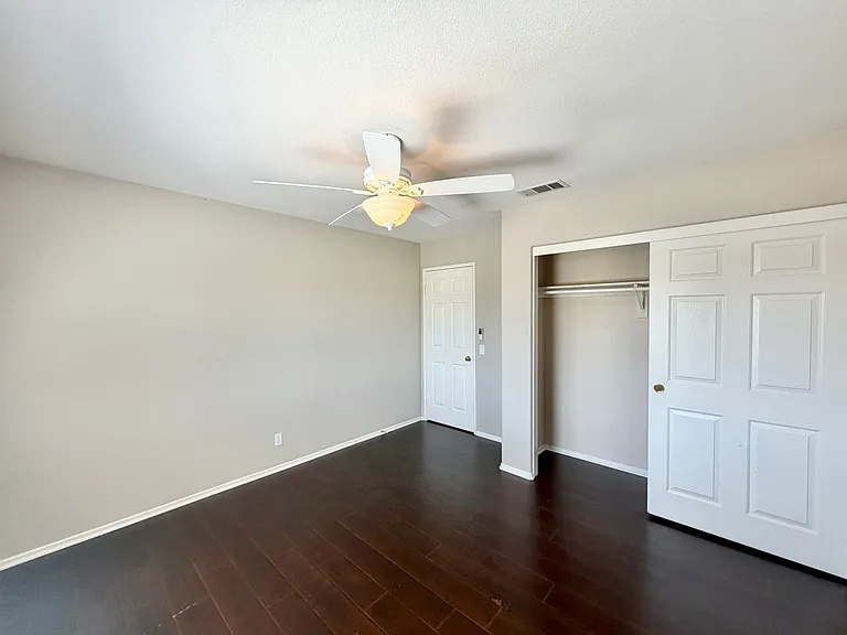 42041 Delmonte St — Photo 24