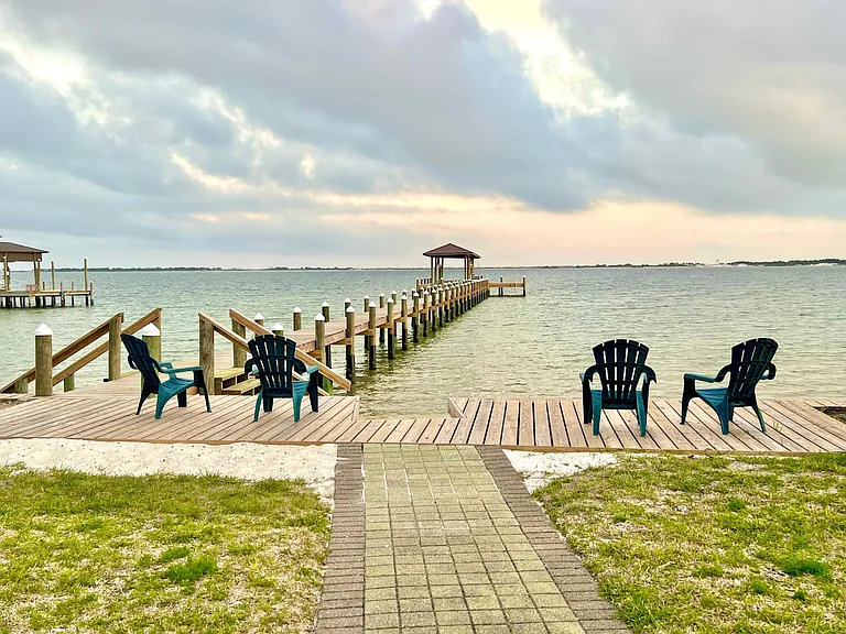 2036 Pritchard Point Dr — Photo 43