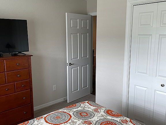 4th image of 10112 Mainsail Dr
