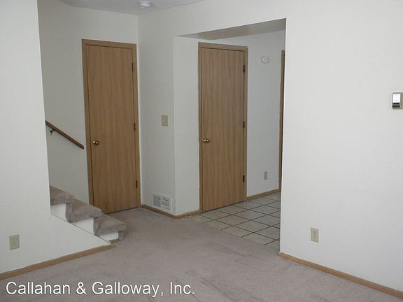2nd image of 3211 Elm Grove Dr #B