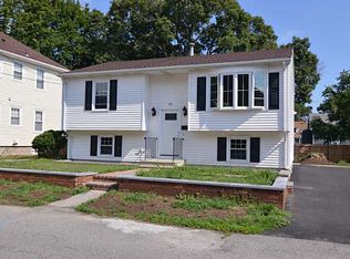 96 Promenade St, Riverside, RI 02915