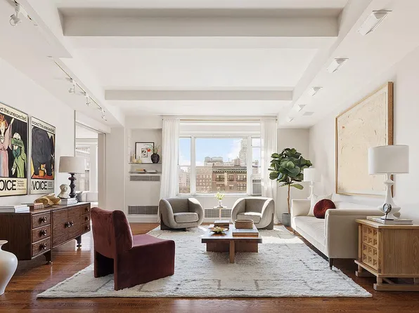 45 Gramercy Park N APT 14-B, Manhattan, NY 10010