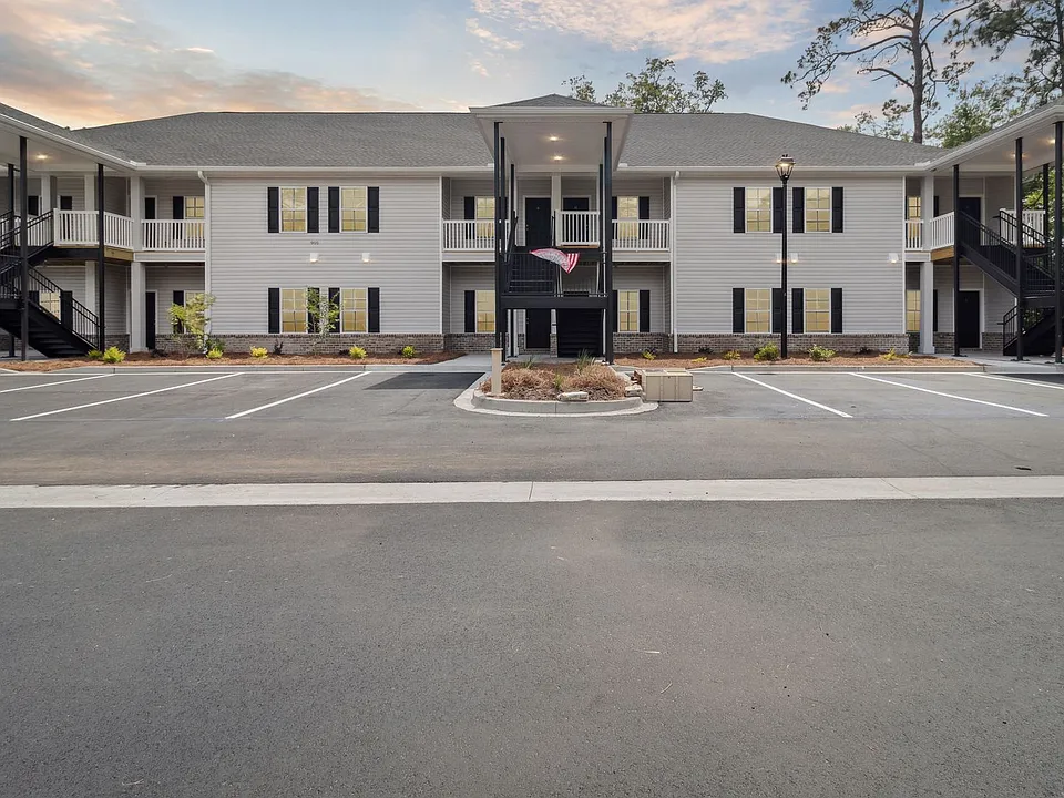 905 Olmstead Ave #7
