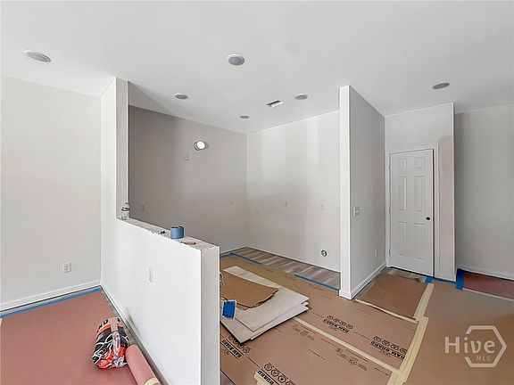 5th image of 2909 Pate Street