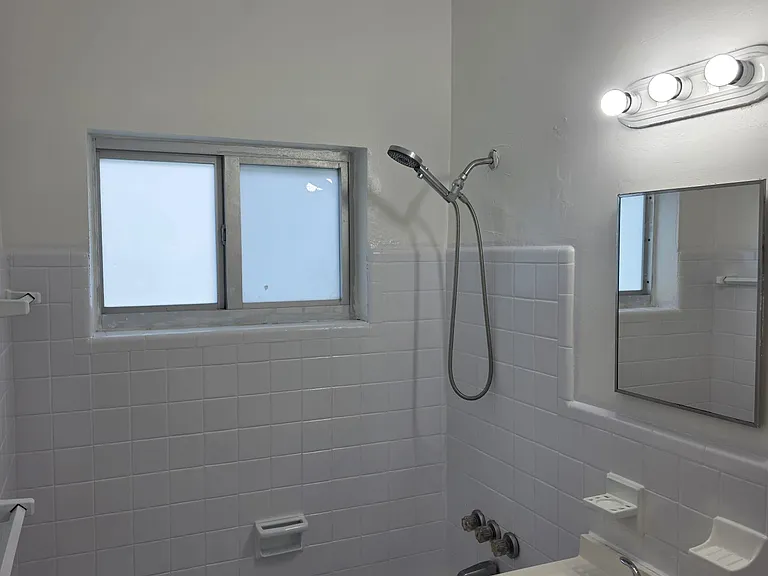 1101 Euclid Ave #14 — Photo 8