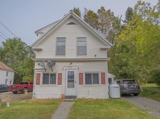 1342 Main St, Wilton, ME 04294