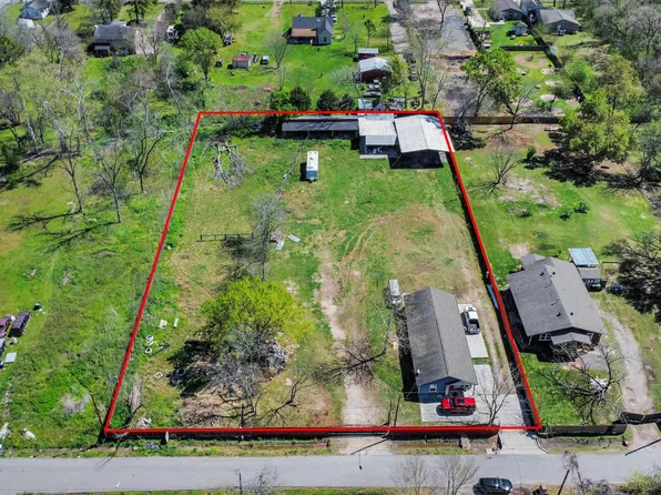 9426 Tower St, Houston, TX 77088