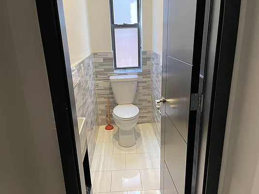 Rented by Bohemia Realty Group | media 33