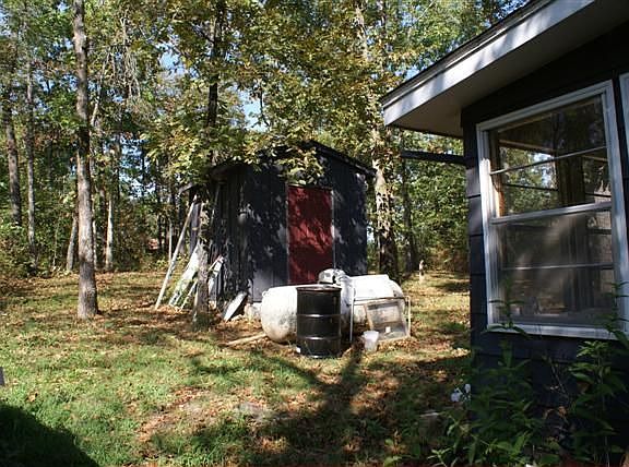 4th image of 12 W Lakeshore Dr
