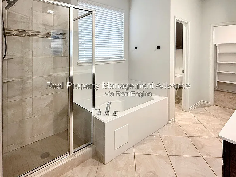 10228 Tahoka Pl — Photo 12