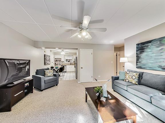 4th image of 456 Washington Blvd APT 2B